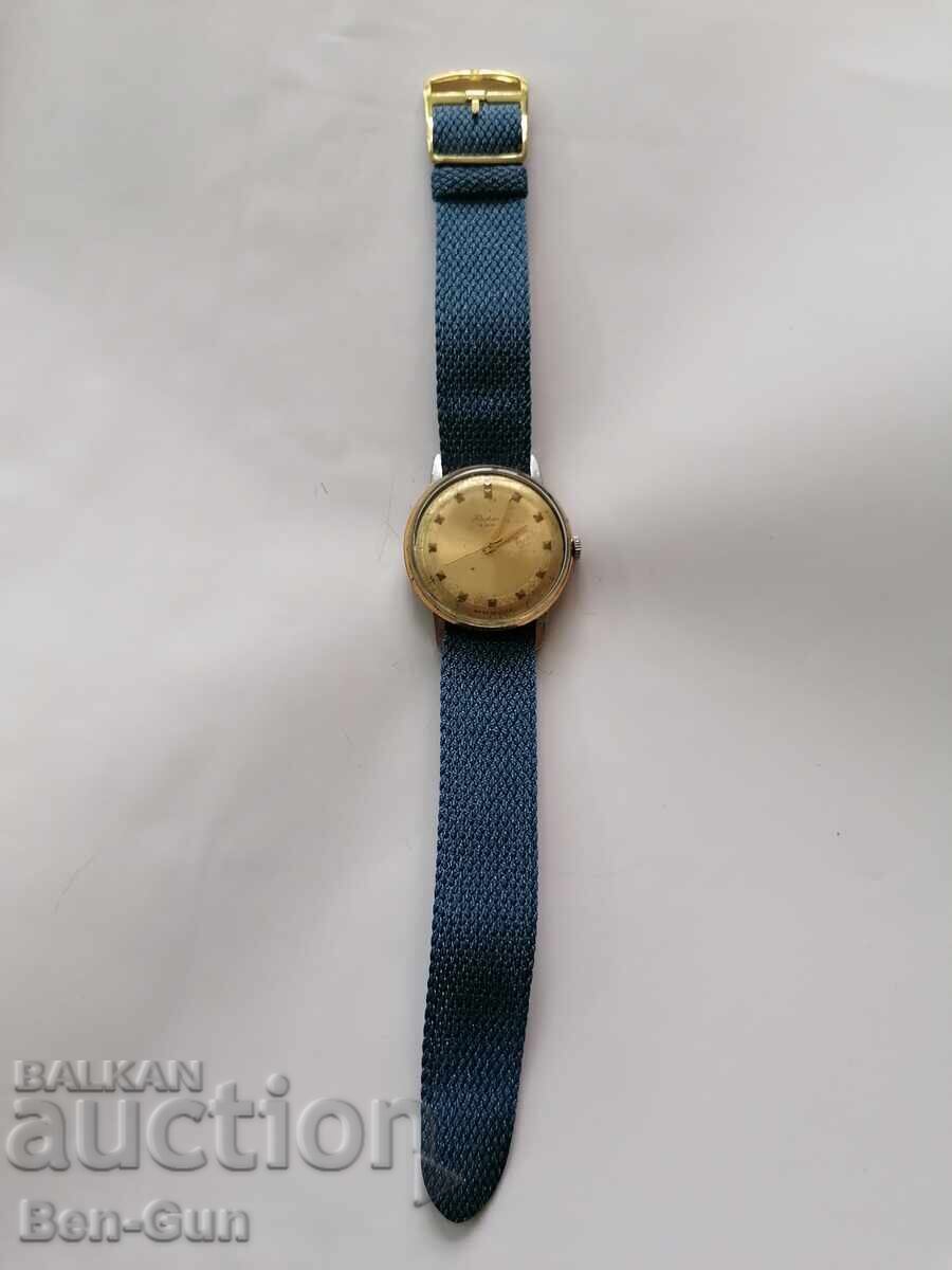 Manual mechanical watch