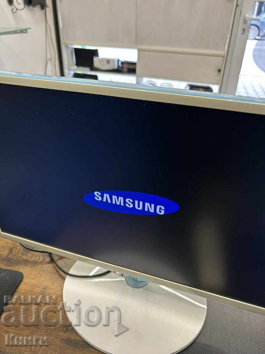 Monitor televizor Samsung T24D391, 23.6 LED HDTV cu preț € 80.00 | 156.47 BGN