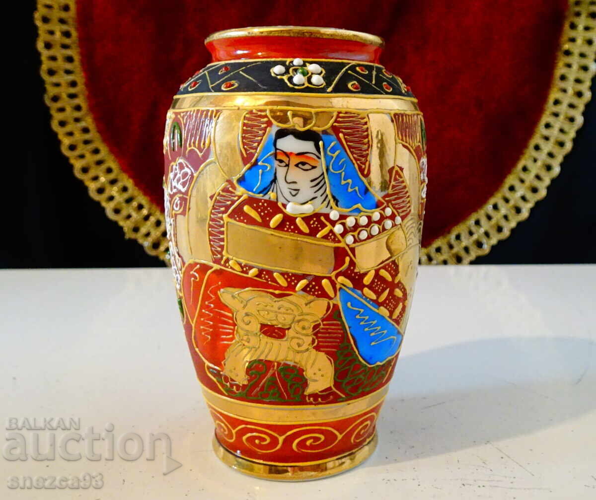 Βάζο ιαπωνικής πορσελάνης Satsuma, χρυσό, σφραγίδα Βάζο ιαπωνικής πορσελάνης Satsuma, χρυσό, σφραγίδα