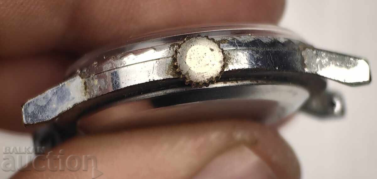 Licitație NU LUCREAZĂ CEAS DE MÂNĂ POBEDA BĂRBĂTESC