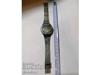 Ceas de mână mecanic - sovietic