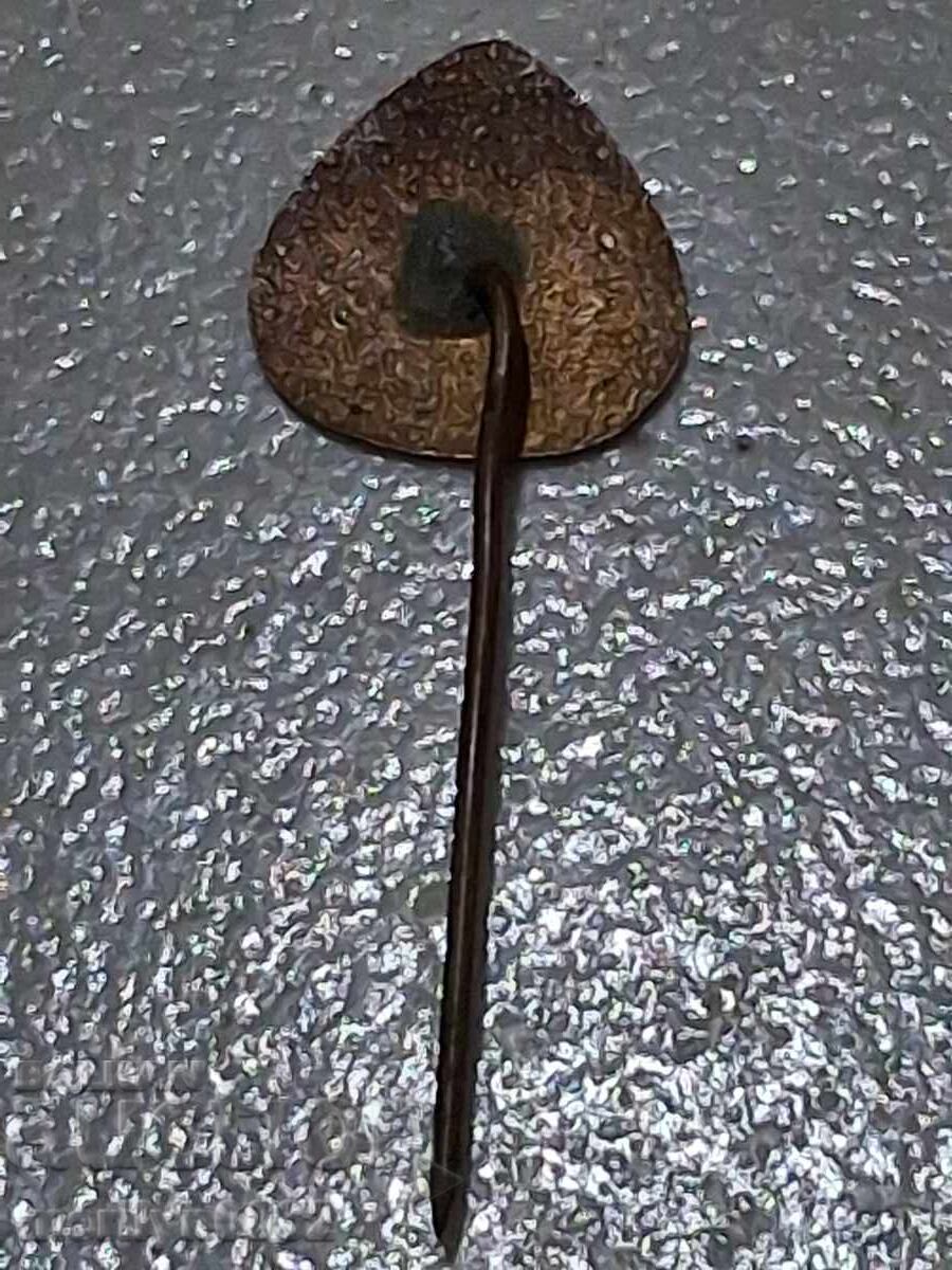 Semn de piept Donator de sânge Crucea Roșie medalie insignă cu preț € 19.72 | 38.57 BGN