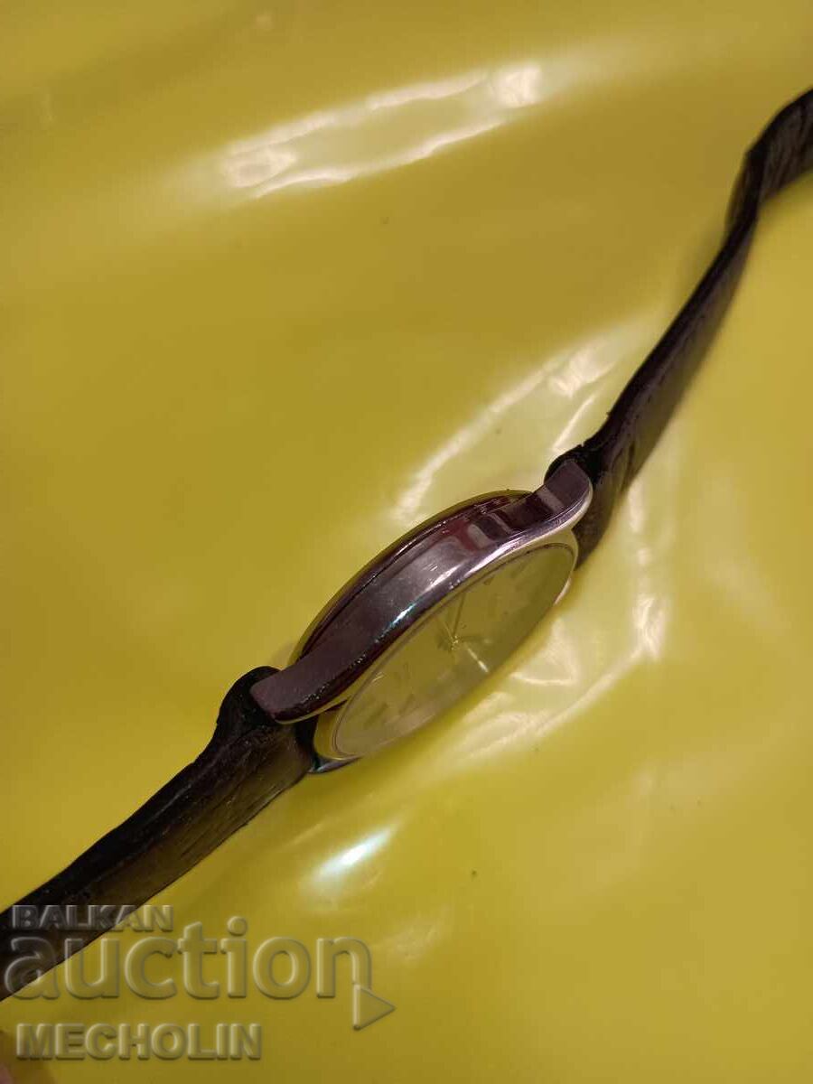 Доставка на ЧАСОВНИК колекционерски Tissot stylist quartz