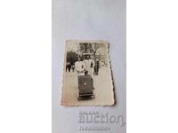 Fotografie Sofia Două femei tinere și un bebeluș la plimbare