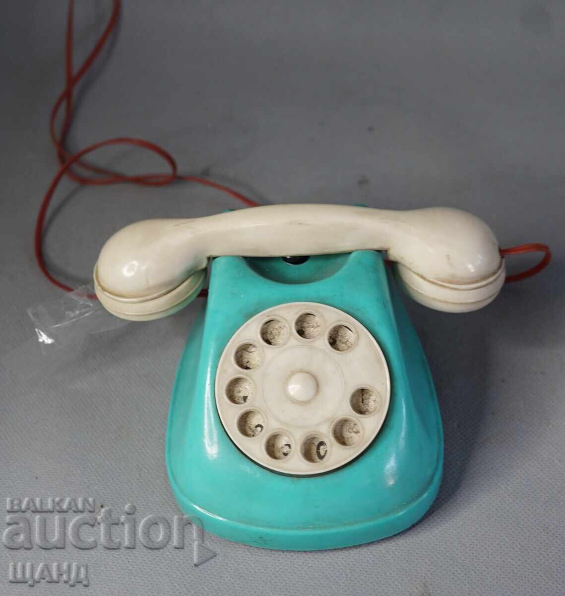 Vechi jucărie de plastic telefon