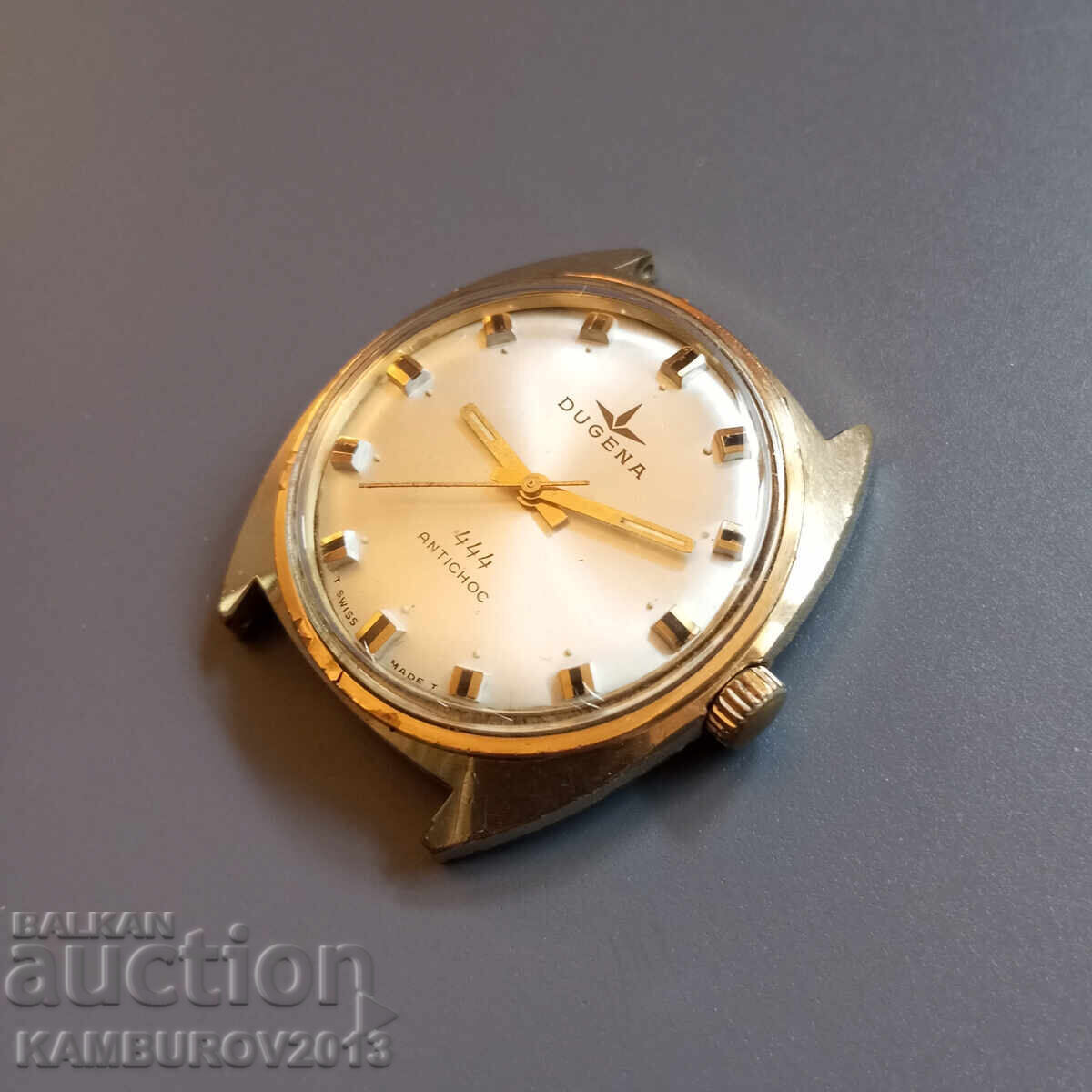 Dugena 444, cal. Dugena 982, funcțional cu preț € 70.00 | 136.91 BGN