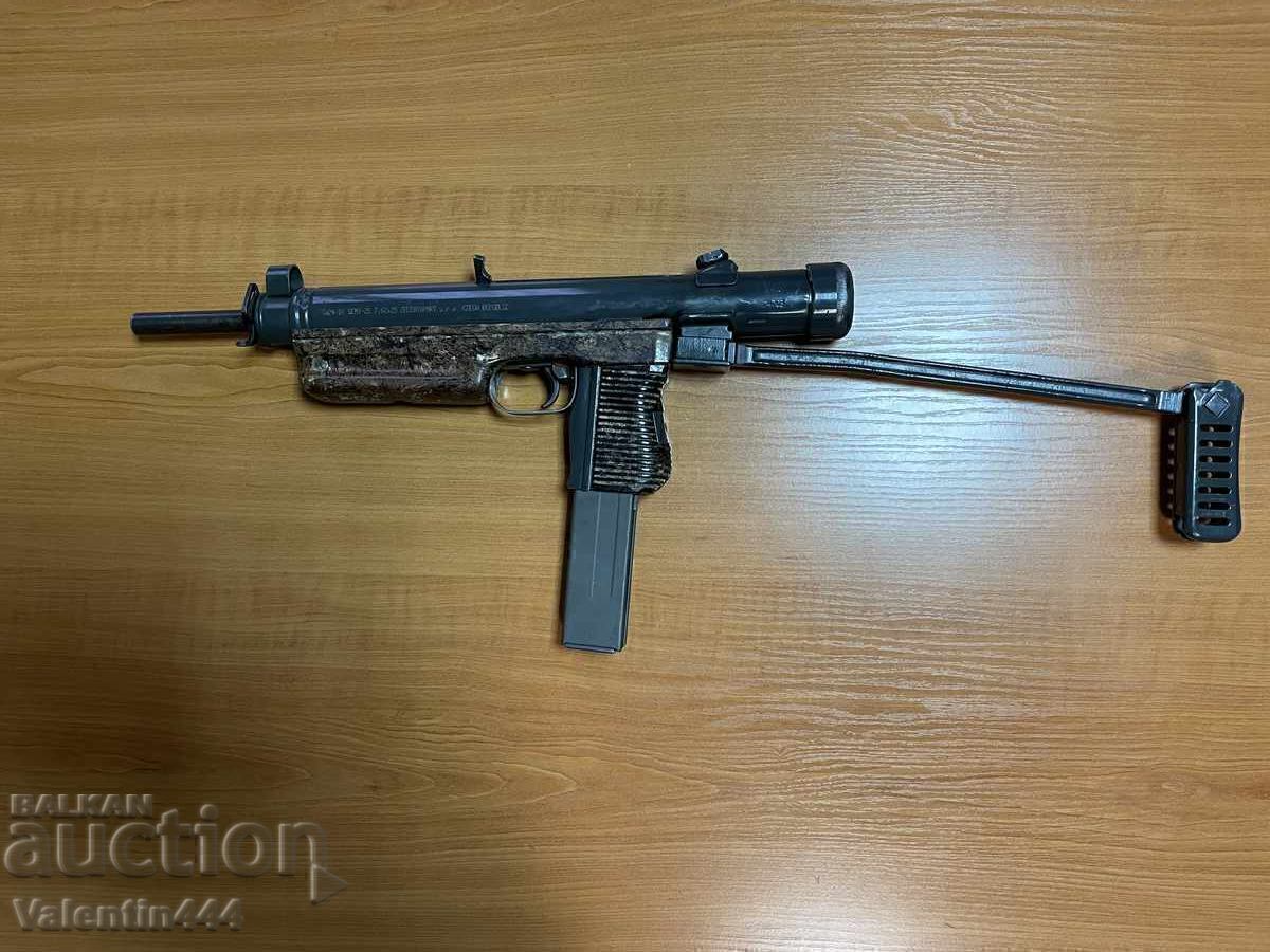 Auction  DEACTIVATED/SECURED "VZ - 26" MACHINE PISTOL