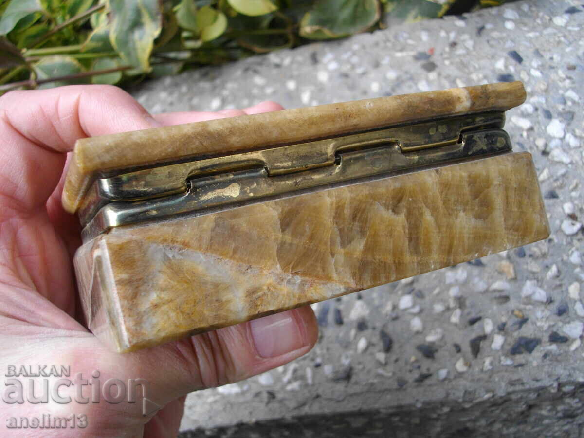 ΠΑΛΙΟ ΜΑΡΜΑΡΙΝΟ ΚΟΥΤΙ ΓΙΑ ΚΟΣΜΗΜΑΤΑ - 5