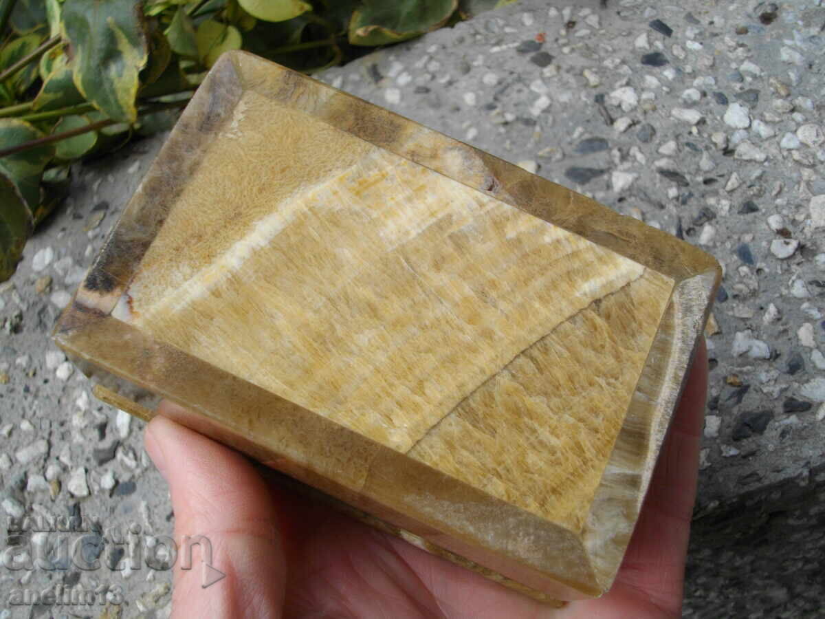 ΠΑΛΙΟ ΜΑΡΜΑΡΙΝΟ ΚΟΥΤΙ ΓΙΑ ΚΟΣΜΗΜΑΤΑ - 6