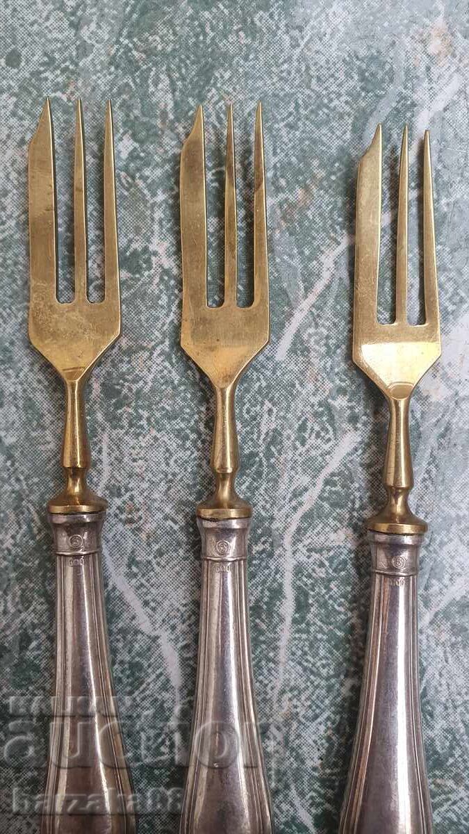 Παράδοση 12 ασημένια πιρούνια