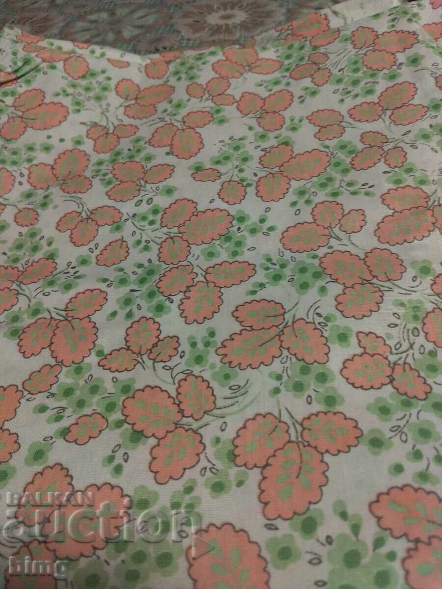 Ύφασμα από βαμβάκι με floral μοτίβα
