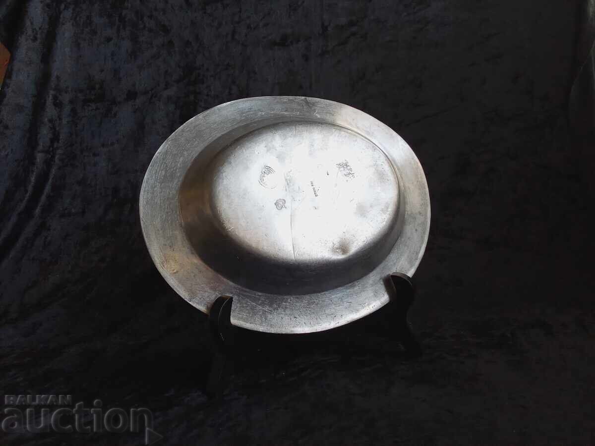 Δημοπρασία Παλιό πιάτο κασσίτερου Δημοπρασία Παλιό πιάτο κασσίτερου