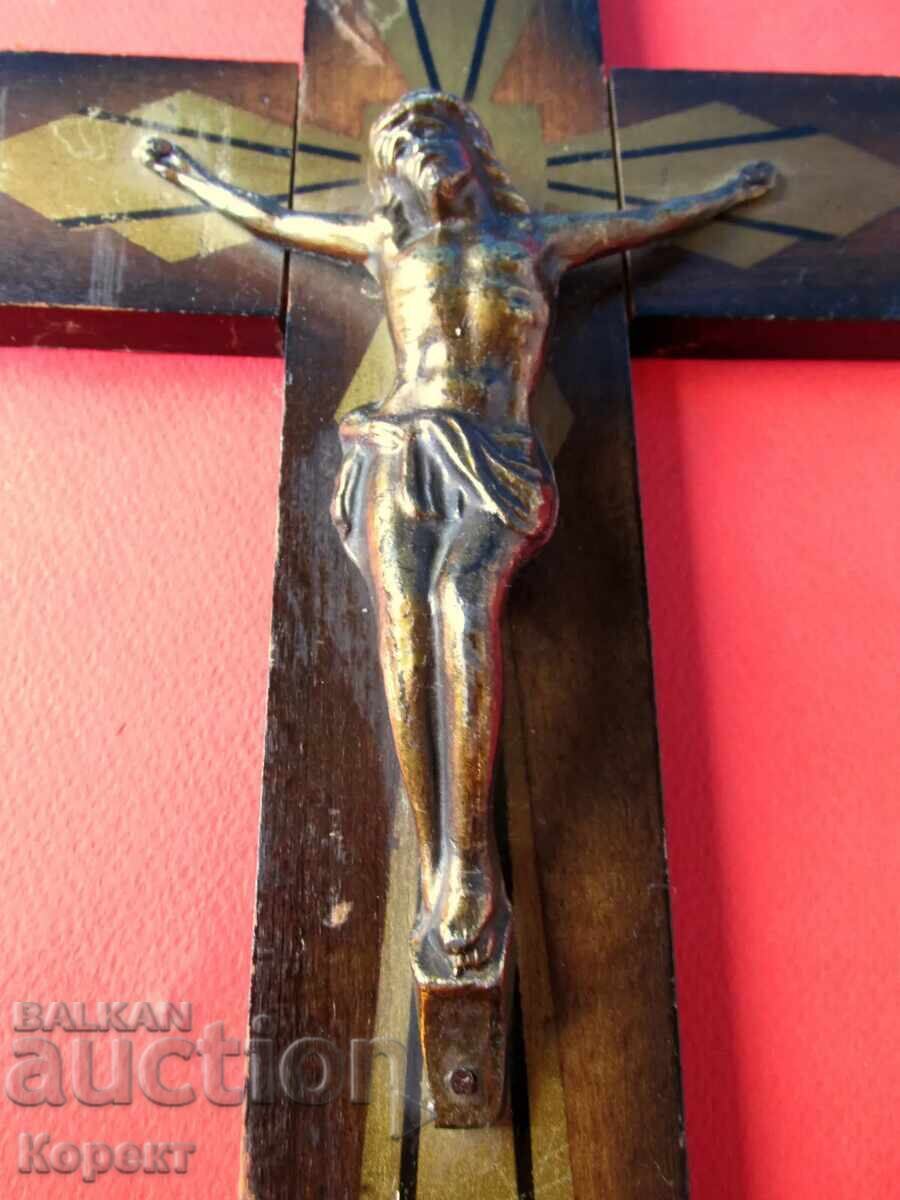 Veche cruce de perete, crucifix