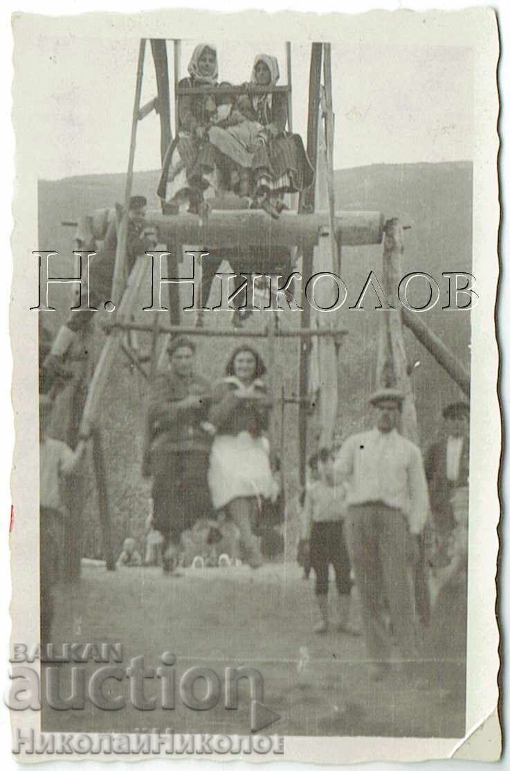 MICĂ POZĂ VECHE ROATĂ VIENEZĂ LA TÂRG SĂTESC ZH000 MICĂ POZĂ VECHE ROATĂ VIENEZĂ LA TÂRG SĂTESC ZH000