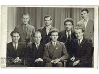 ΠΑΛΙΑ ΦΩΤΟΓΡΑΦΙΑ ΣΟΦΙΑ ΑΠΟΦΟΙΤΟΙ ΣΕ ΣΤΟΥΝΤΙΟ "ΤΕΧΝΗ" ΡΑΣΕΦ Ζ001