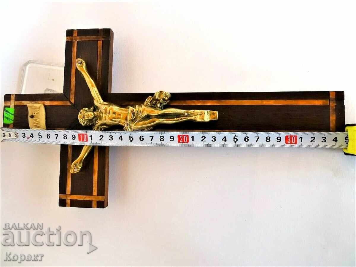 Livrarea Cruce de perete modernistă, răstignire 11