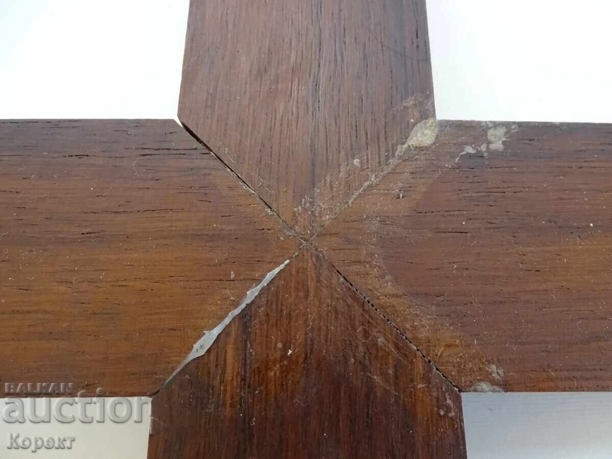 Cruce de perete modernistă, răstignire 11 - 7