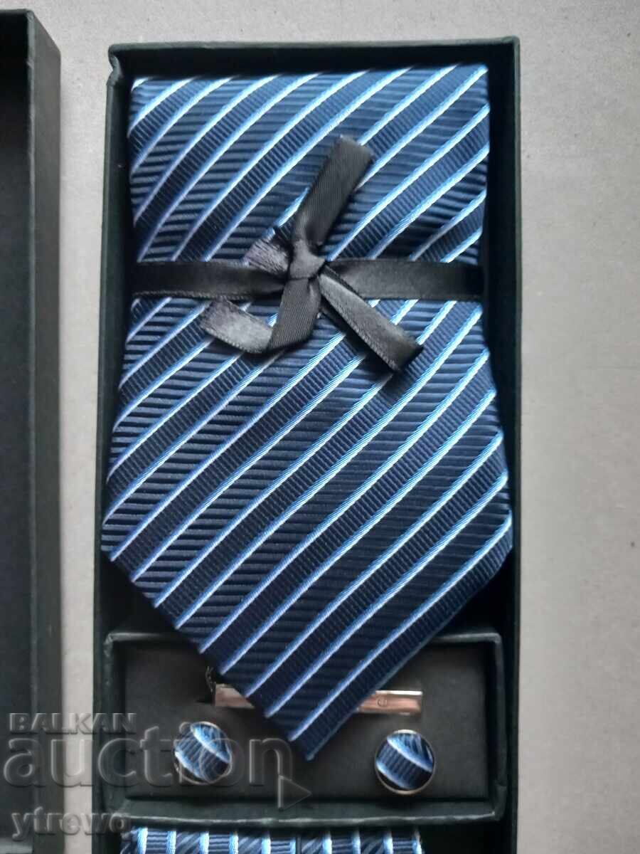 Auction Gift set tie cufflinks pin Auction Gift set tie cufflinks pin