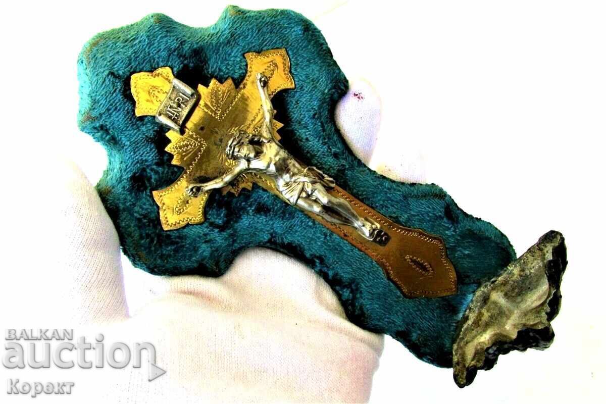 Cruce de perete antică franceză, crucifix cu recipient pentru apă sfințită