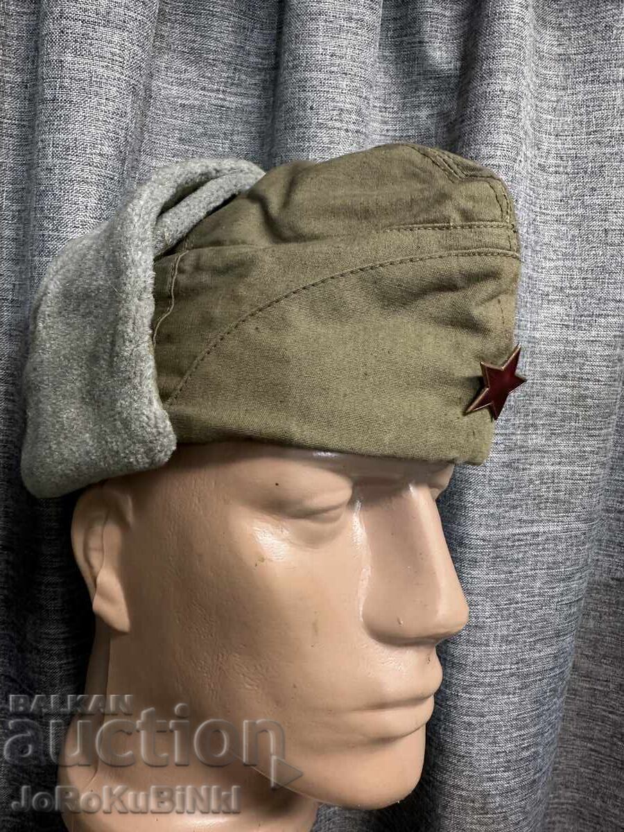 CĂCIULĂ UȘANKA - veche cu preț € 5.00 | 9.78 BGN