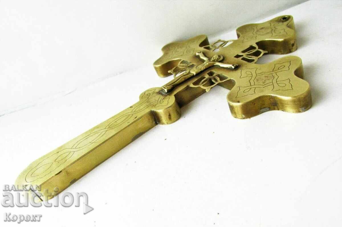 Mare cruce altar ortodoxă preoțească cu preț € 340.00 | 664.98 BGN Mare cruce altar ortodoxă preoțească cu preț € 340.00 | 664.98 BGN