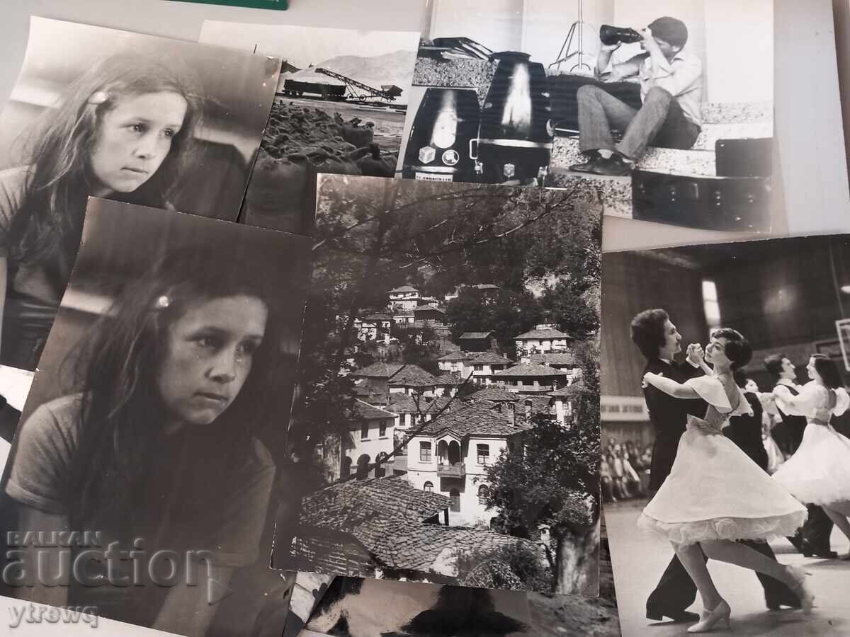 Multe fotografii vechi mari de pe vremuri 40x30 cm lot Multe fotografii vechi mari de pe vremuri 40x30 cm lot