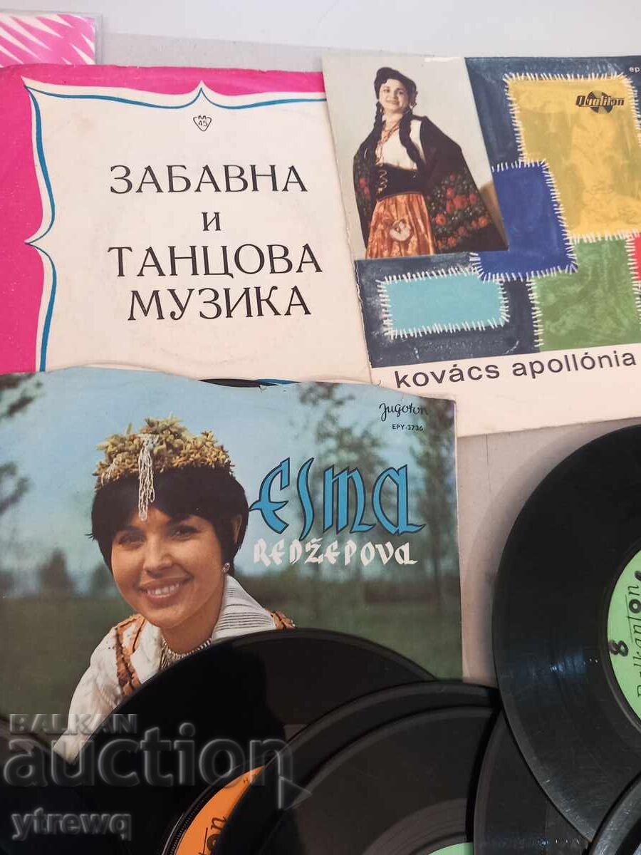 Livrarea 26 buc. plăci mici