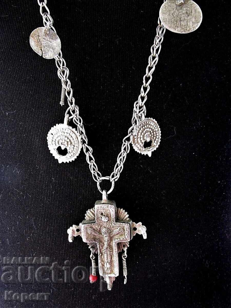 Cruce pectorală renascentistă medievală din aliaj de argint cu preț € 365.00 | 713.88 BGN