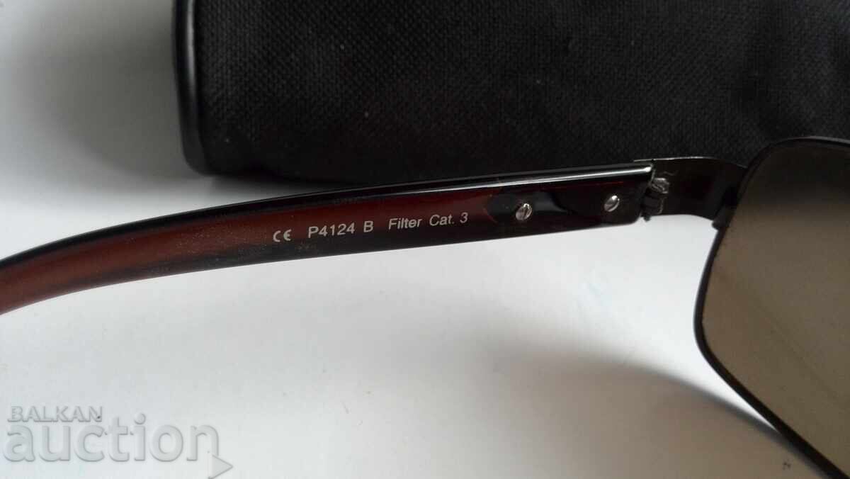 Delivery of Sunglasses POLAROID P 4124/B