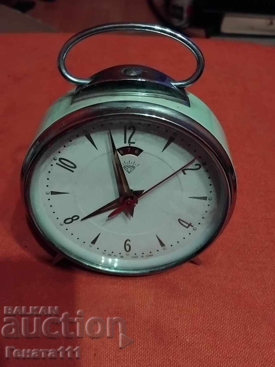 Old working watch with price € 15.00 | 29.34 BGN Old working watch with price € 15.00 | 29.34 BGN