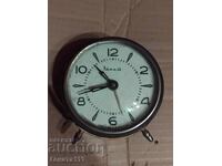 Ceas de masă vechi.