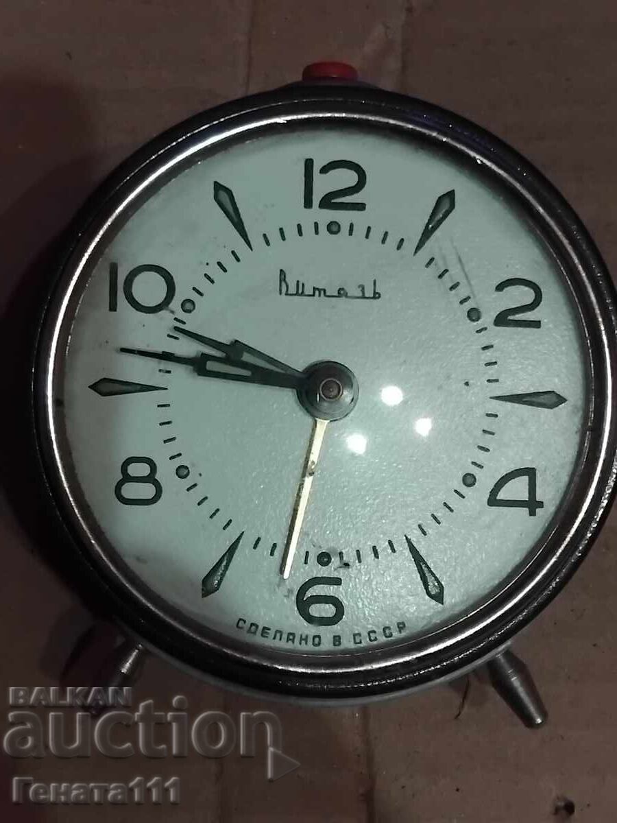 Ceas de masă vechi.