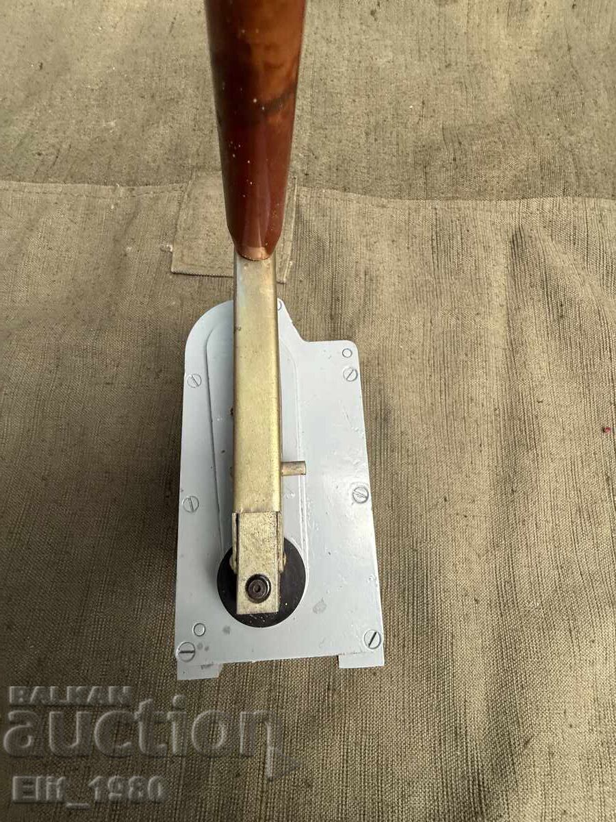Licitație Generator militar manual