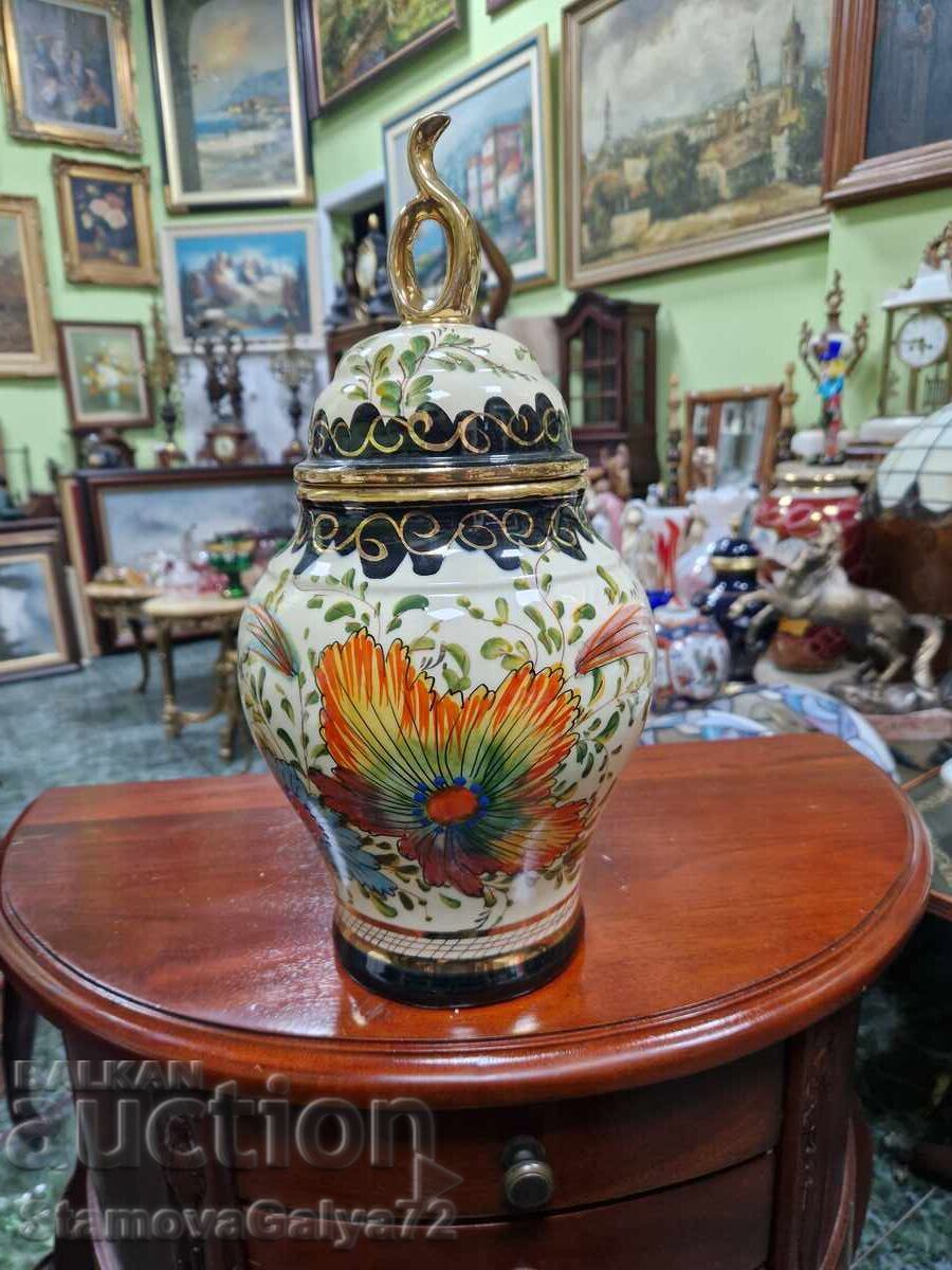 Bol superb din porțelan belgian, borcan H. BEQUET cu preț € 89.00 | 174.07 BGN