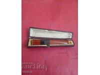 Țigaretă veche, chihlimbar, Franța