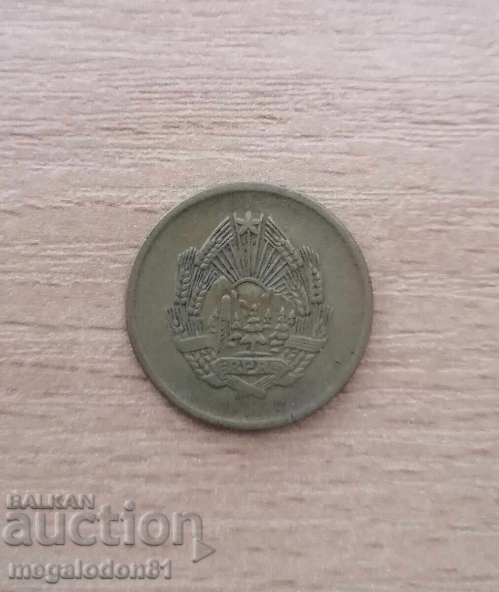 România - 5 bani 1957 cu preț € 2.50 | 4.89 BGN