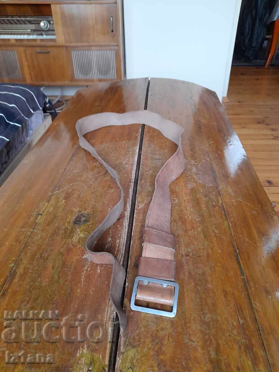 Παλιό δερμάτινο λουράκι, λουράκι τουφεκιού με τιμή € 27.00 | 52.81 BGN