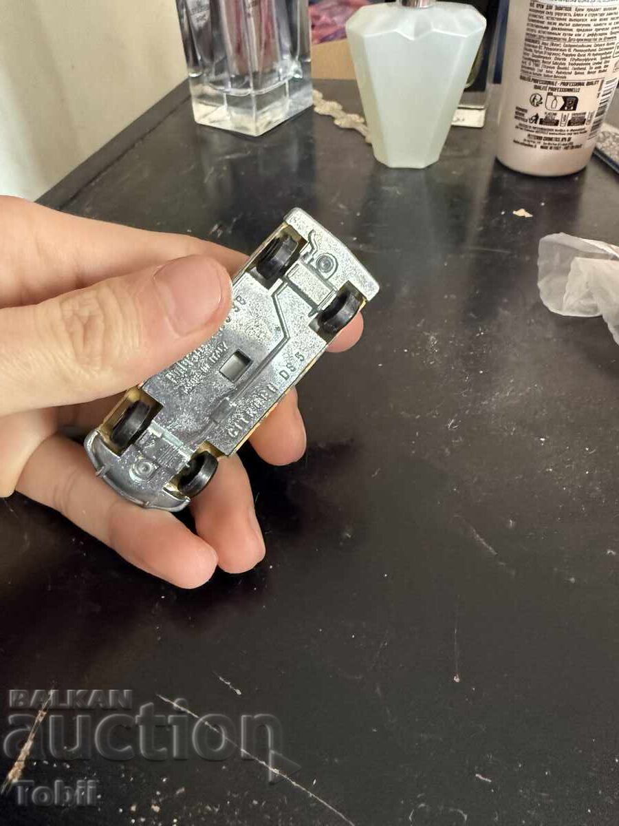 Παράδοση Polistil αυτοκινητάκι