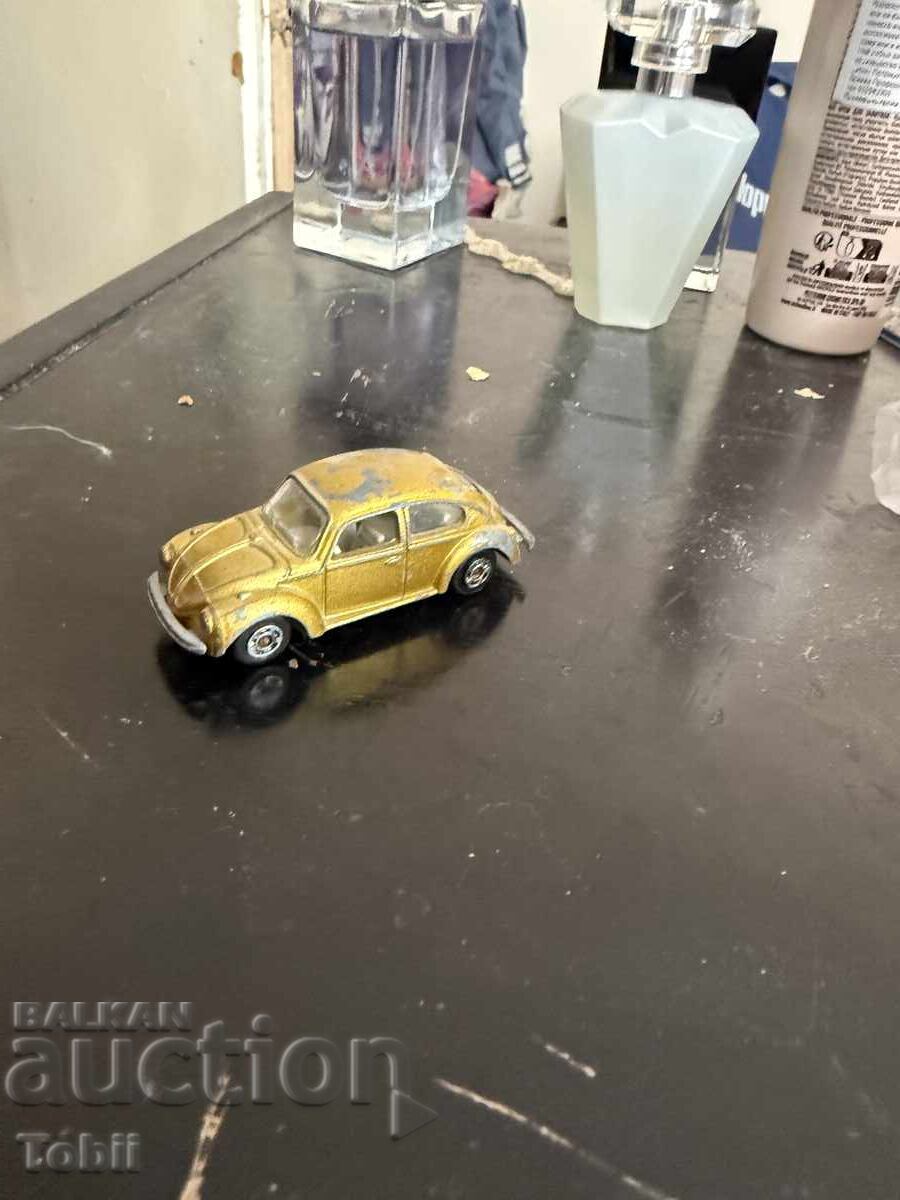 Polistil mașinuță cu preț € 22.00 | 43.03 BGN