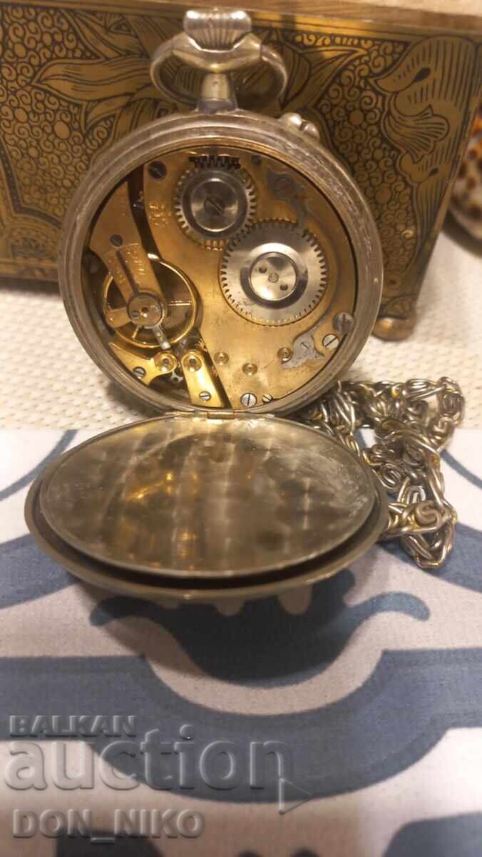 Ceas de buzunar Regulator cu preț € 100.00 | 195.58 BGN Ceas de buzunar Regulator cu preț € 100.00 | 195.58 BGN