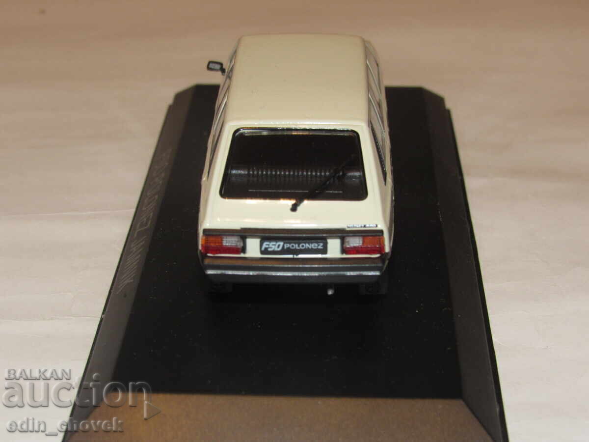 Аукцион 1/43 DéAgostini Полша соц Polonez Jamnik. Нов