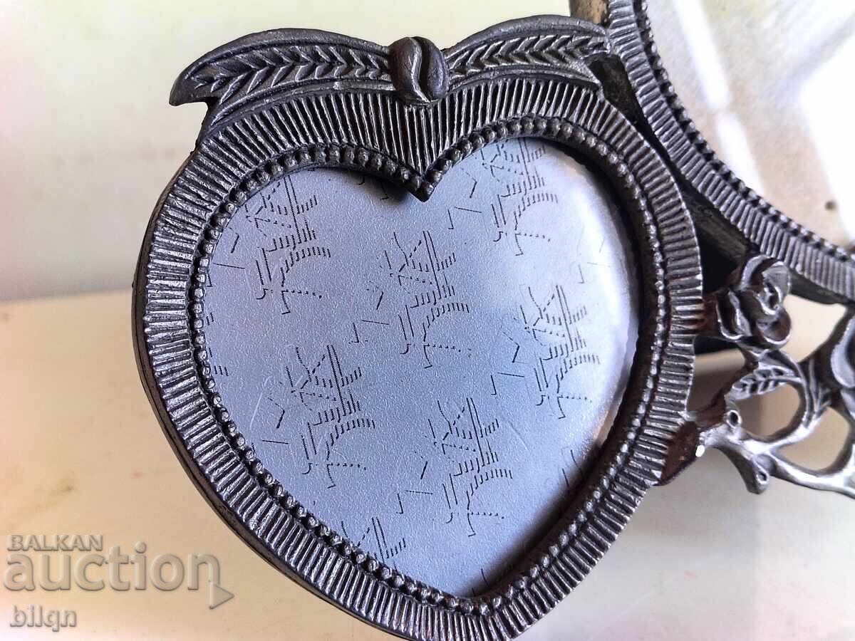 Delivery of Great Photo Frame "Vintage Heart"