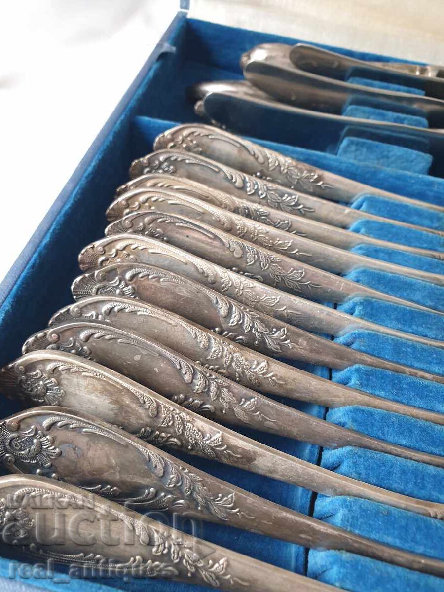 Παράδοση Σετ επάργυρα σκεύη