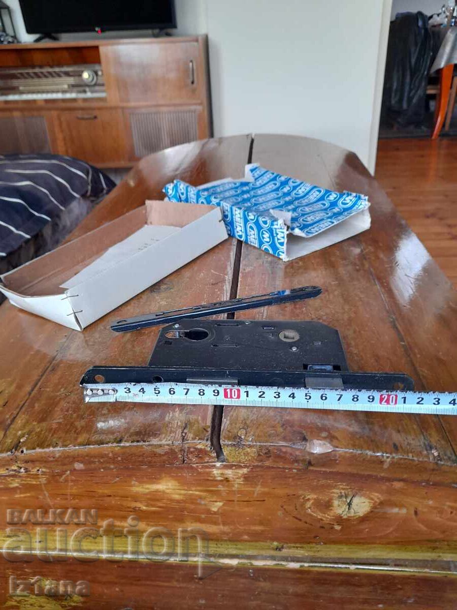 Auction  Old Metal Lock