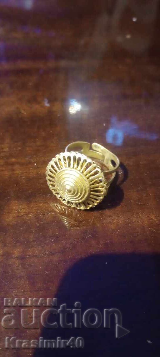 Inel antic de bronz renascentist filigran