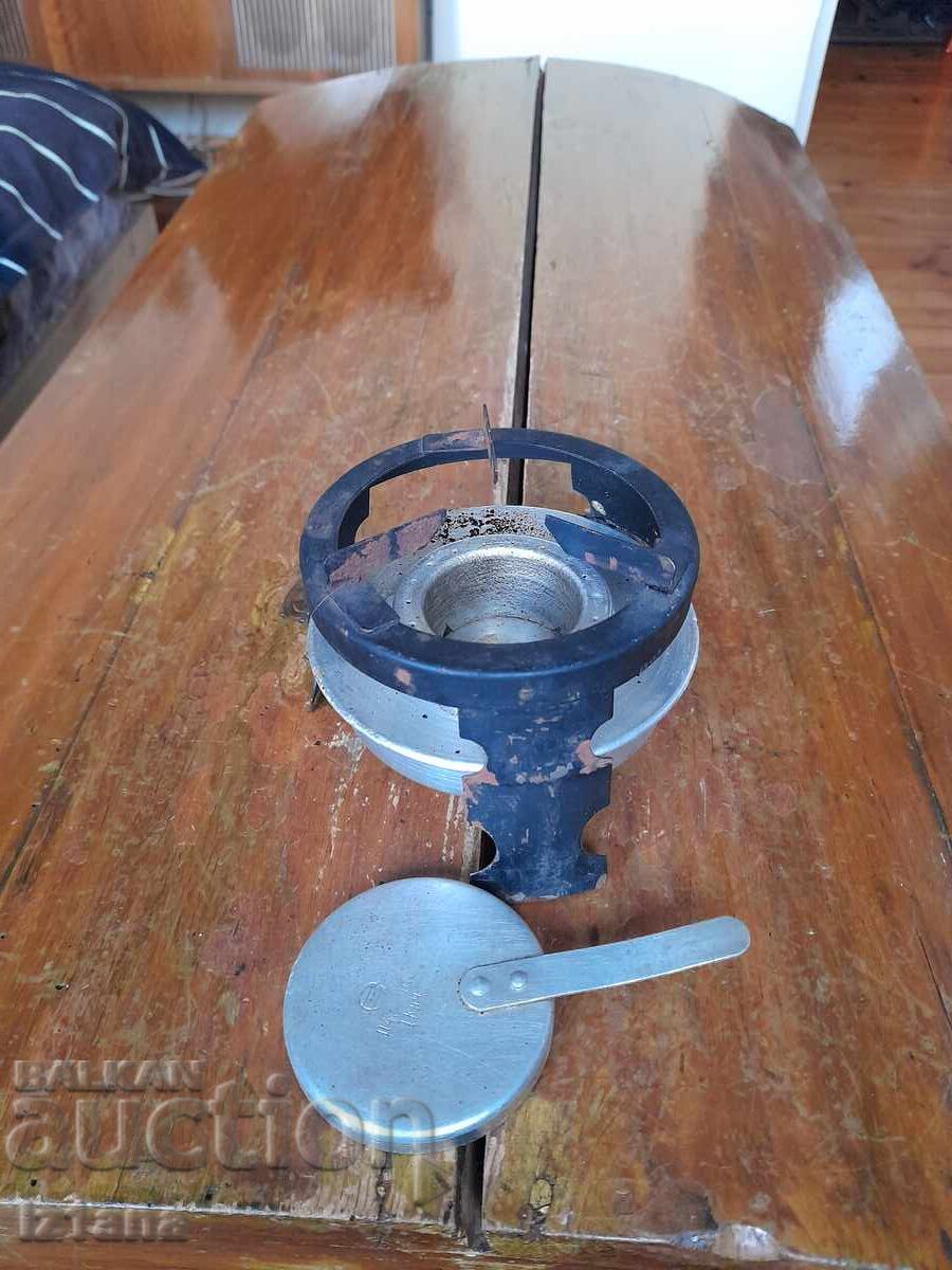 Стар спиртен котлон,спиртник с цена € 16.00 | 31.29 лв. Стар спиртен котлон,спиртник с цена € 16.00 | 31.29 лв.