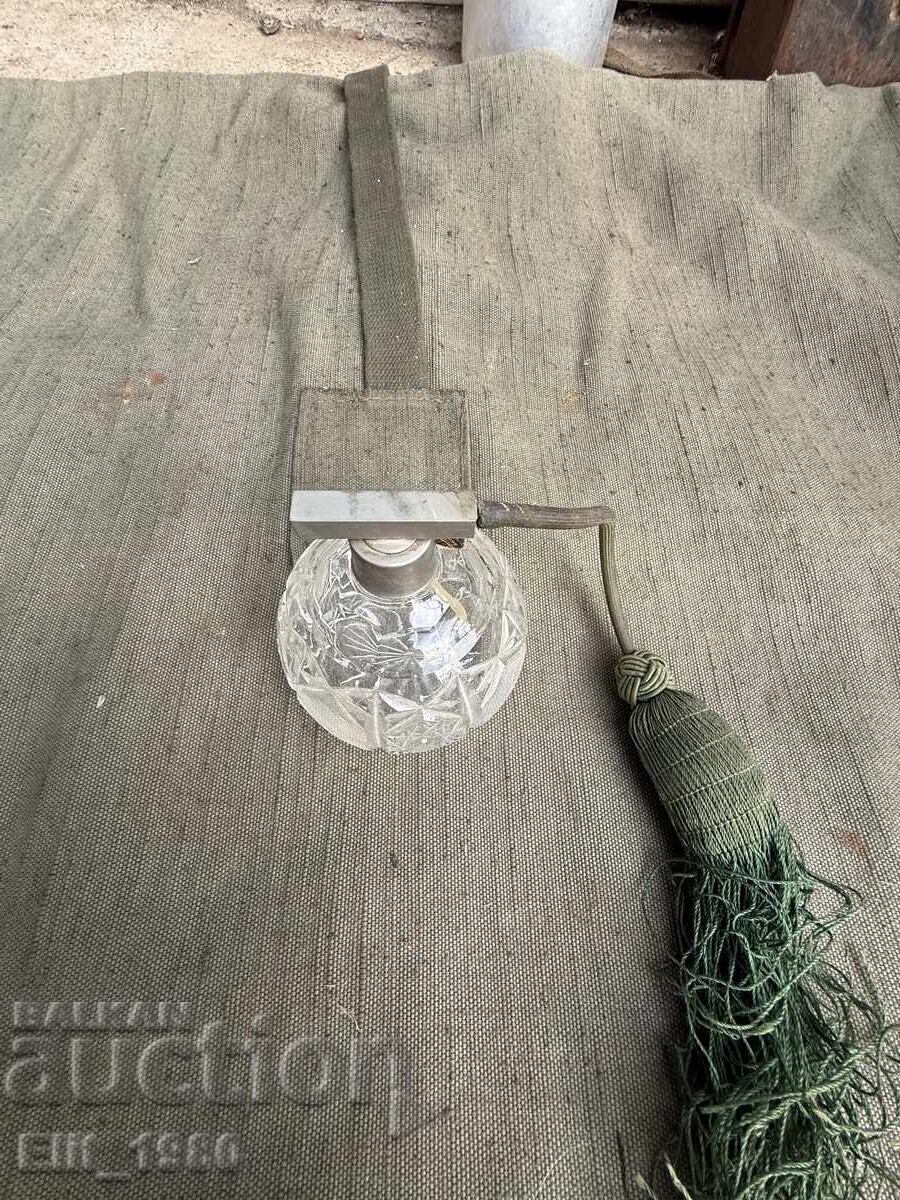 Licitație Sticluță de parfum de cristal cu pompiță