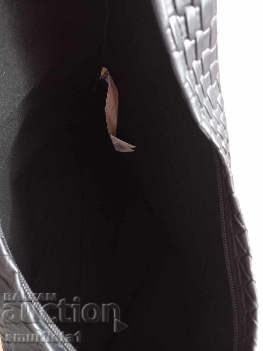 ЧИСТО НОВА С ЕТИКЕТА дамска чанта, 40 - 40см. с цена € 2.50 | 4.89 лв.