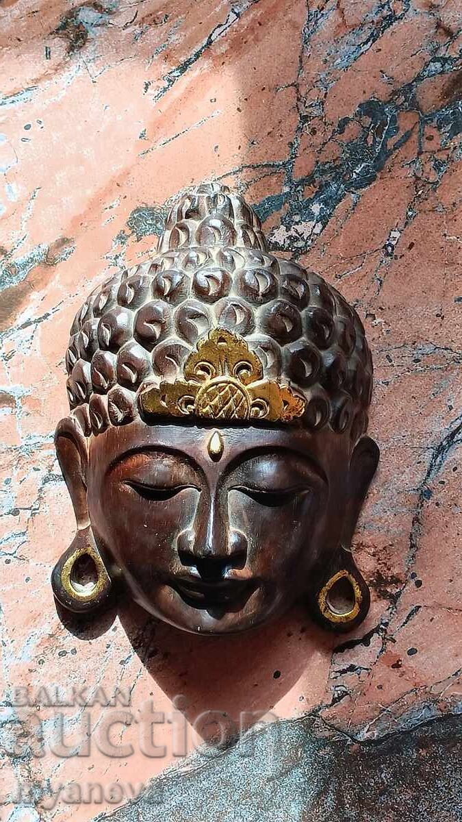 Буда със затворени очи,символизиращ медитация и вътрешен мир с цена € 30.00 | 58.67 лв.