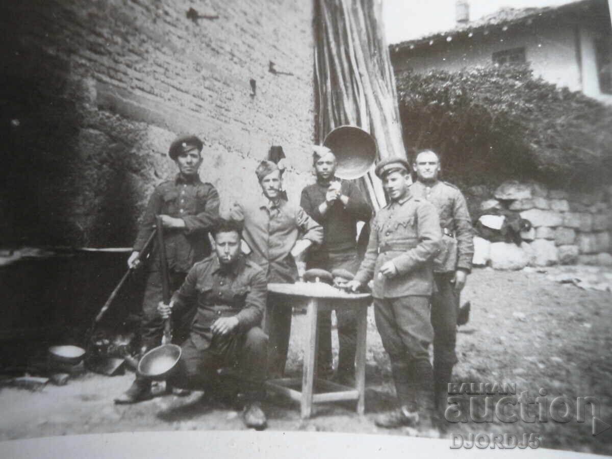 Fotografie veche, 30.II.1945